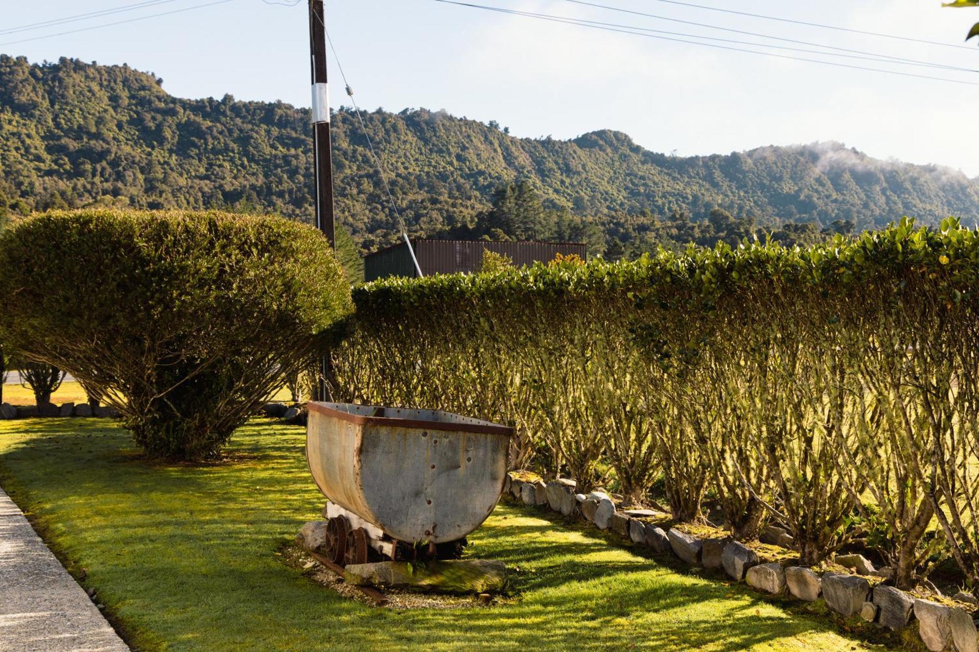 Apostles View Motel Greymouth Exterior photo
